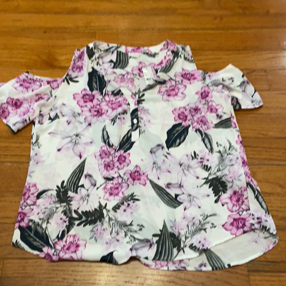 Short sleeve blouse - Picture 1 of 2